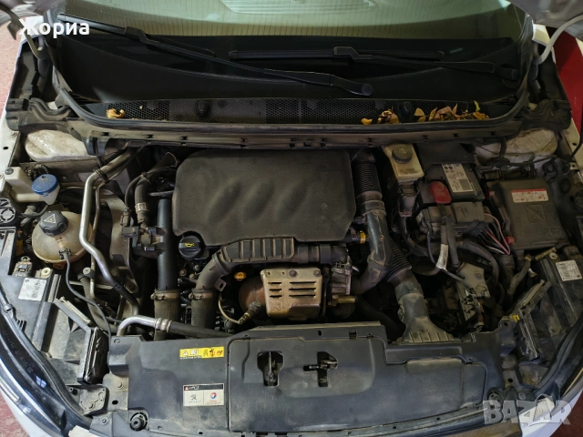 Peugeot 308 SW 1.2 puretech allure, снимка 13 - Автомобили и джипове - 54154216