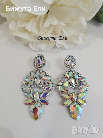 Официални обеци с кристали в цвят хамелеон , снимка 2 - Обеци - 53821513