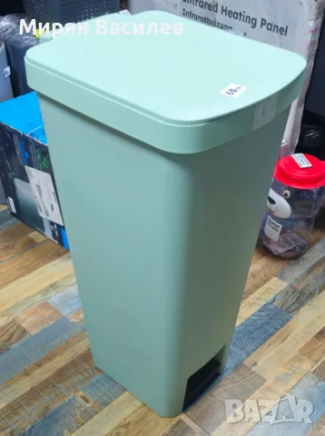 Кош за смет BRABANTIA с педал StepUp 40L, Зелен, снимка 6 - Други стоки за дома - 48601428