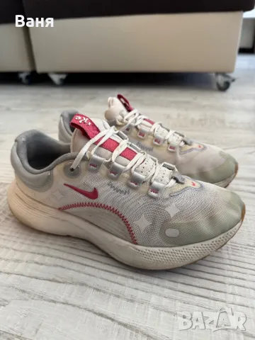 Дамски маратонки nike 