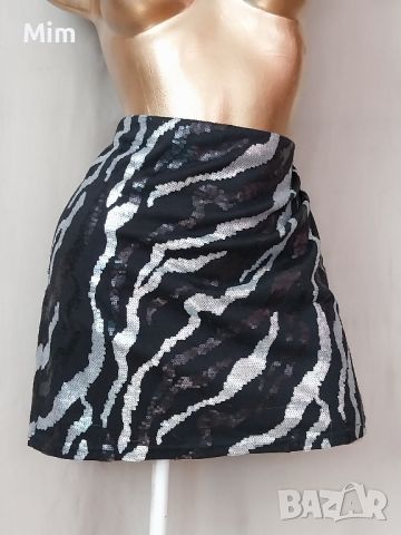 L Черна къса пола с черни и сребристи пайети , снимка 6 - Поли - 45168548