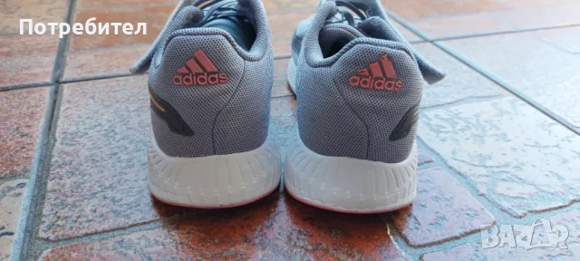 Маратонки Adidas, снимка 3 - Детски маратонки - 47741045