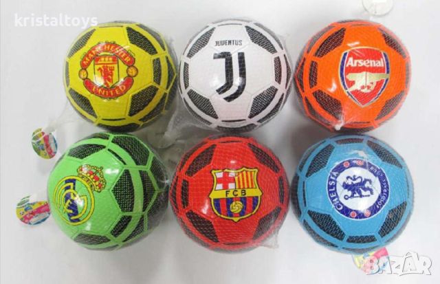 Футболна топка с отбори - Барса, Манчестер, Реал Мадрид, Арсенал, Ювентус, Черси, снимка 1 - Футбол - 45675350