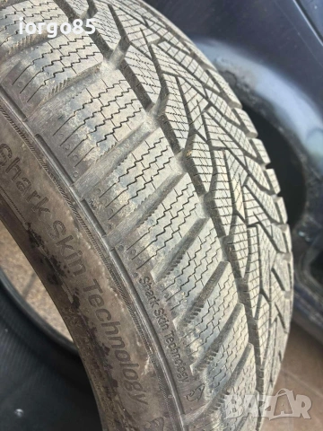 Зимни гуми UNIROYAL 255/45/19 