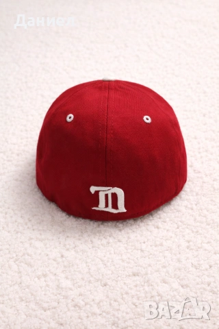 Шапка на Detroit Red wings , снимка 2 - Шапки - 53978636