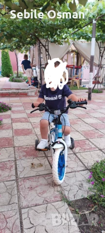 Детско колело с безкамерни гуми и помощни колела , снимка 4 - Велосипеди - 50394015