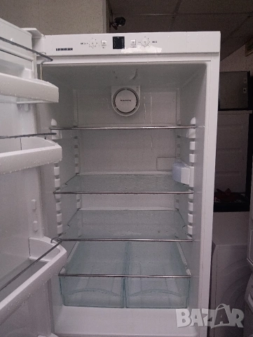 Комбиниран хладилник с фризер Liebherr с 2 години гаранция!, снимка 8 - Хладилници - 53064816
