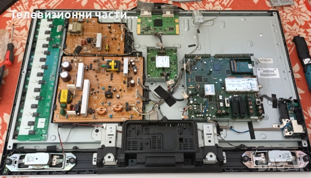 Sony KDL-40D3000 с дефектен Main Board LTY400WH-LH1/1-872-986-13/1-872-987-11/324046WHC6LV2.2