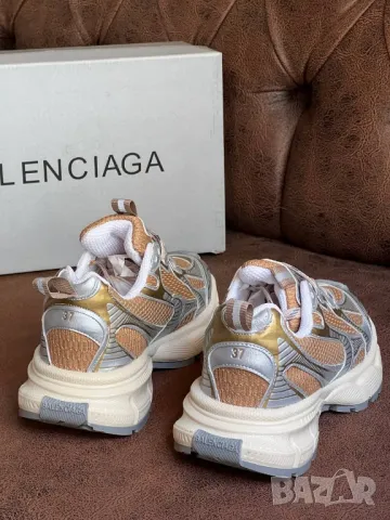 дамски маратонки balenciaga , снимка 6 - Маратонки - 46915439