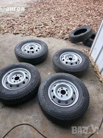 Michelin agilis camping 225.75.16