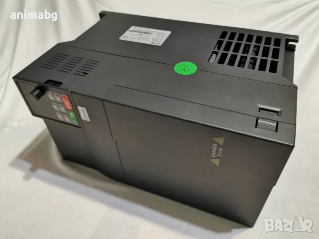 ANIMABG Честотен инвертор Zuked, VFD, 220V на 380V, 18.5 kW" мощност 18.5kw и 37А, снимка 1 - Друга електроника - 48572551