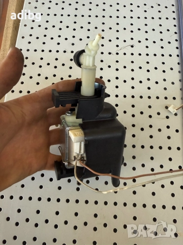 Ulka EP5GW - Помпа с Клапан Bosch VeroCup 100 Siemens EQ3, снимка 2 - Кафемашини - 51814642