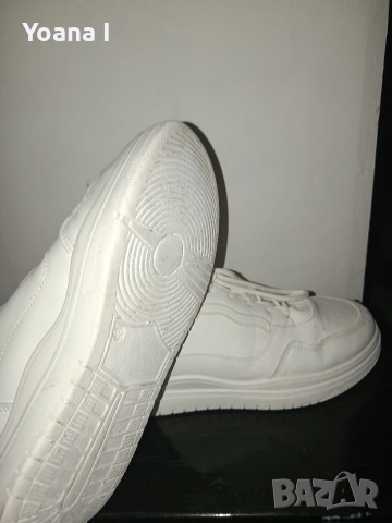 Дамски маратонки, снимка 4 - Дамски ежедневни обувки - 52592240