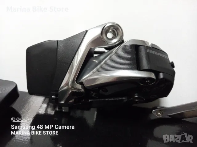 Електронен шосеен монтаж SRAM Red eTAP , снимка 6 - Части за велосипеди - 48498912