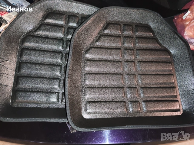 Продавам стелки за кола 