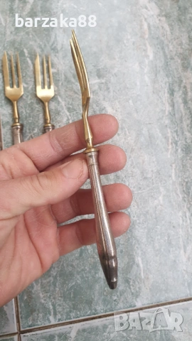 12 броя Сребърни вилици, снимка 10 - Антикварни и старинни предмети - 53493791