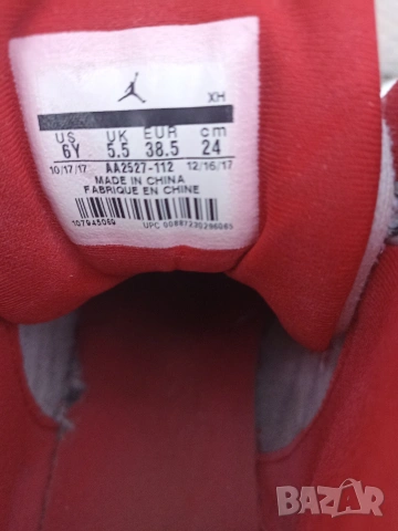 Дамски маратонки Nike Jordan, снимка 6 - Маратонки - 53761715