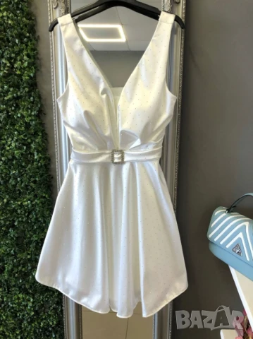   👗Изящни сатенени роклички 