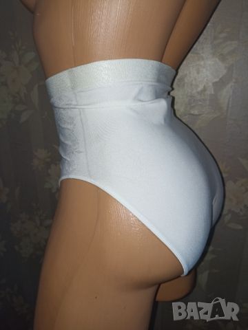Стягащи безшевни бикини с висока талия в бяло М, снимка 2 - Бельо - 45261532