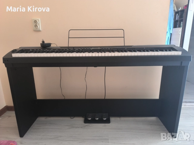 Електронно пиано със стойка, снимка 4 - Друга електроника - 51437613