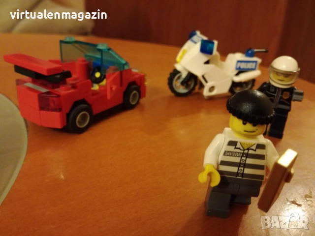 Lego мотори - оригинални Лего мотоциклети и полицай с престъпник, снимка 10 - Колекции - 28594020