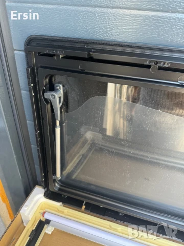 Прозорец Dometic Seitz с щора и комарник (Чисто нов) Монтажен размер : 1000х500, снимка 10 - Къмпинг мебели - 51321256