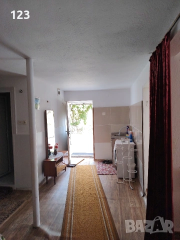 Продавам Къща на два етажа , снимка 10 - Къщи - 53003220