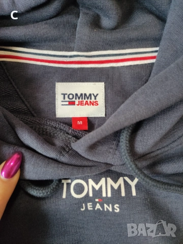  Ново Дамско худи Tommy Hilfiger М р-р , снимка 2 - Блузи с дълъг ръкав и пуловери - 53369803