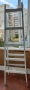 УПОТРЕБЯВАНА дървена стълба, тип „бояджийска“, дължина на рамо 1,98 м, от бял бор цена 60лв., снимка 1