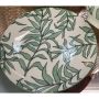 Порцеланова чиния с пластмасова поставка 19см, Листа 2, снимка 1 - Чинии - 45651761