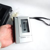 Мини записващо устройство Walkman диктовка Sanyo TRC 2300, снимка 12 - Антикварни и старинни предмети - 45687087