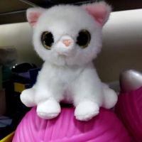 Интерактивна играчка Zuru Pets Alive Smitten Kittens, интерактивно котенце с аксесоари, цвят: бяло, снимка 5 - Образователни игри - 46010579