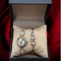 Елегантен дамски комплект часовник с камъни цирконии и красива гривна в комбинация с перли и циркони, снимка 1 - Дамски - 45497170