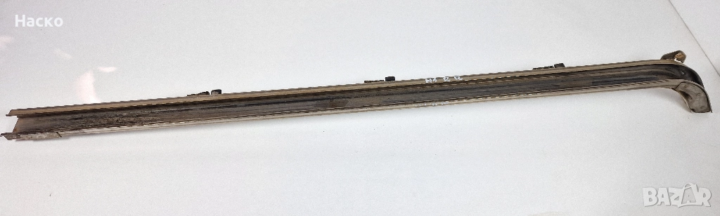 Задна Дясна Релса Врата Hyundai H1 Starex Хюндай Х1 Старекс, снимка 1