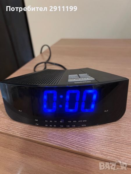 Дигитален будилник с радио Daewoo, снимка 1