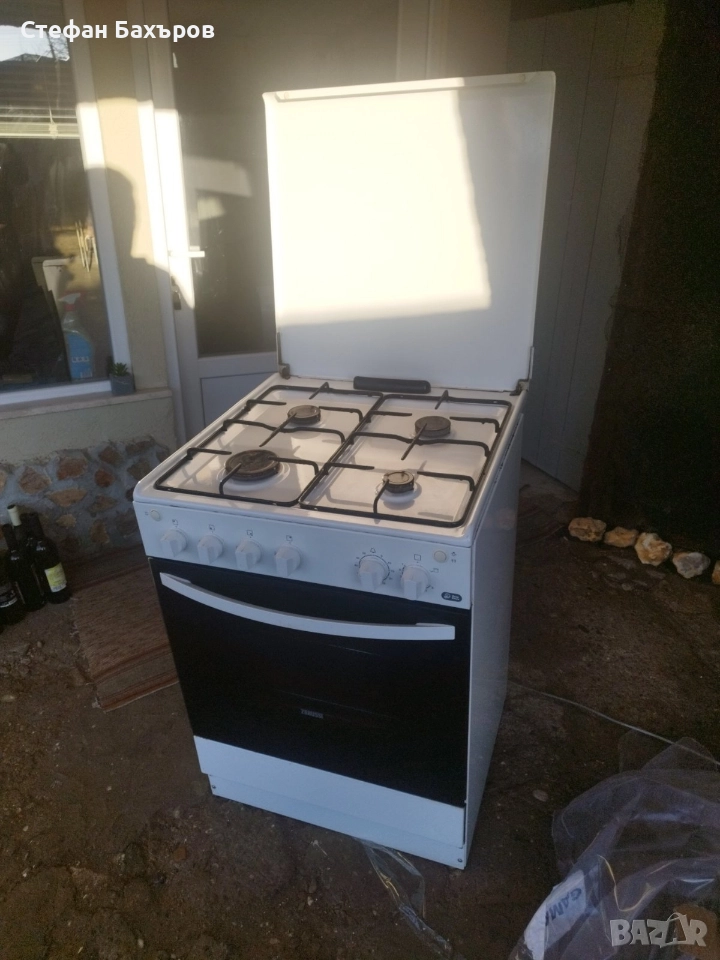 Газова готварска печка Zanussi, снимка 1
