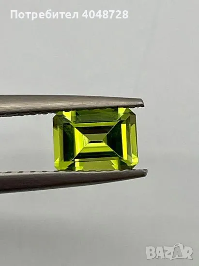 Естествен инвестиционен перидот 1.60ct., снимка 1