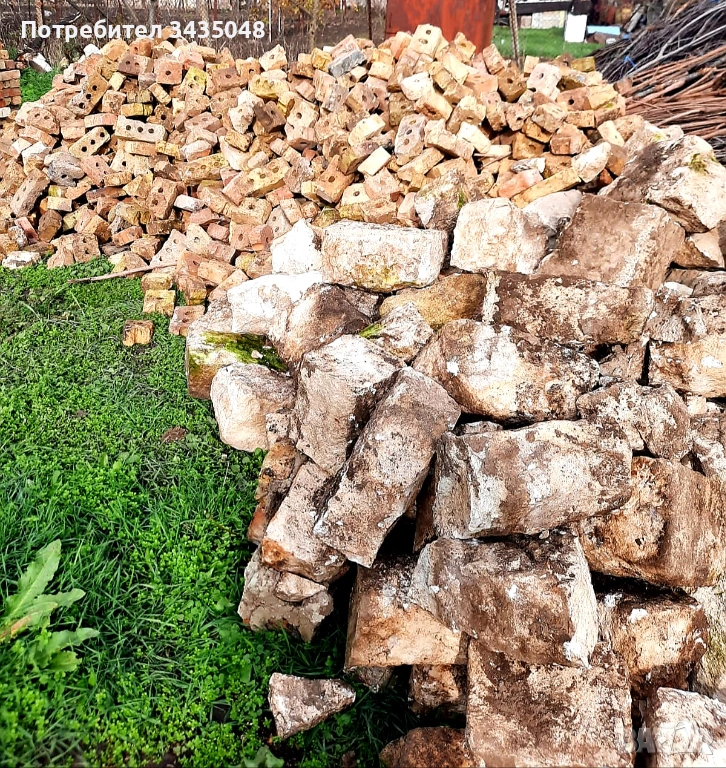 Подарявам единични тухли ПОЛОВИНКИ - много здрави, запазени и изчистени, снимка 1