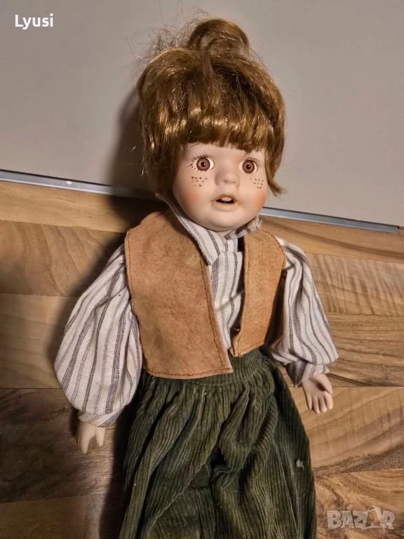 Порцеланова кукла, снимка 1