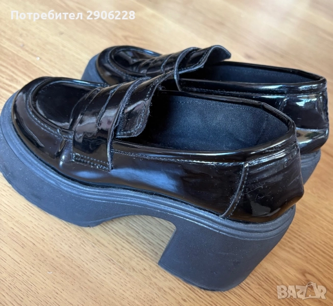 Черни лачени обувки , снимка 1