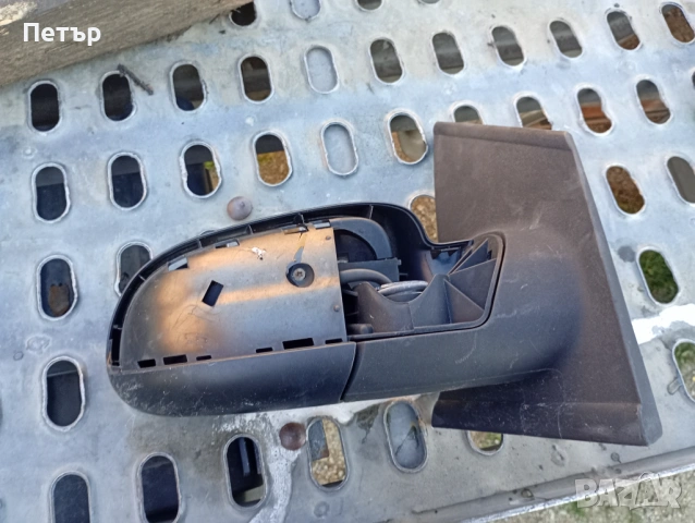 Дясно огледало фолцваген Фокс Volkswagen fox 2005-2011г, снимка 2 - Части - 54169226