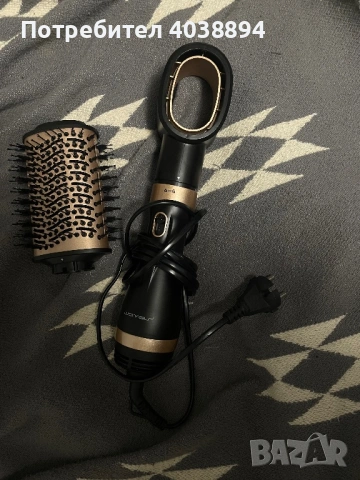 Модерен сешоар с две приставки