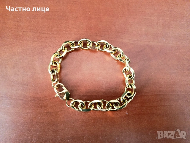 Нова луксозна златиста гривна от медицинска стомана, снимка 1 - Гривни - 51536708