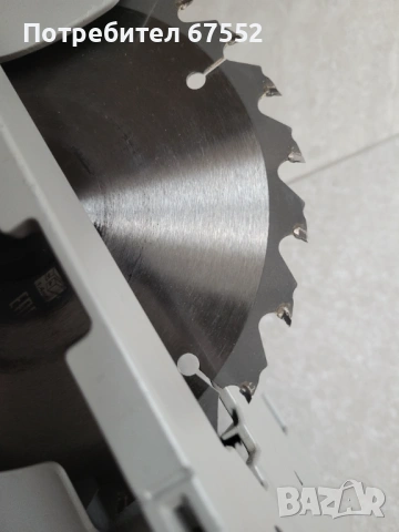 Безчетков циркуляр Makita DHS680. Сямо тяло. Цена: 115€ (крайна), снимка 7 - Триони и циркуляри - 54150241