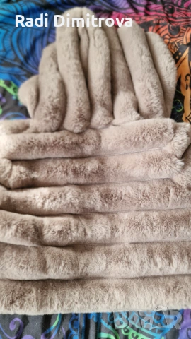 Късо пухено якенце, снимка 4 - Палта, манта - 53902712