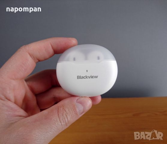 Бели Безжични Bluetooth Слушалки с Микрофон за iPhone и Android, снимка 5 - Безжични слушалки - 45284024