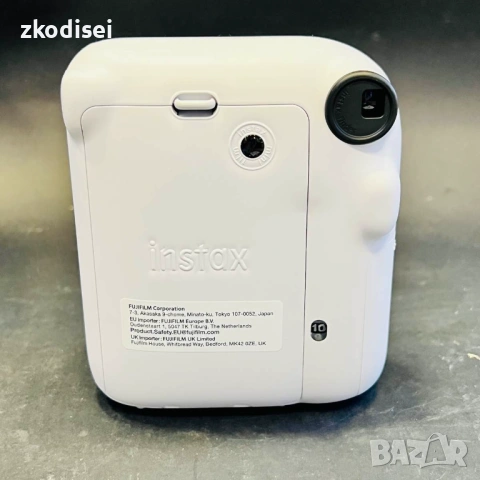 Моментен фотоапарат FUJIFILM INSTAX MINI, снимка 2 - Фотоапарати - 53696018