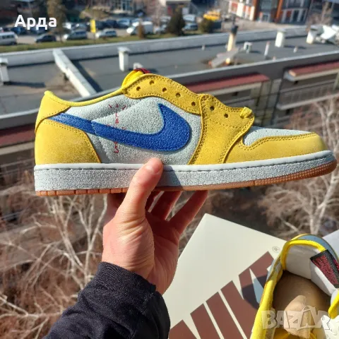 Air Jordan 1 Low Travis Scott “Canary”, снимка 8 - Маратонки - 49022362