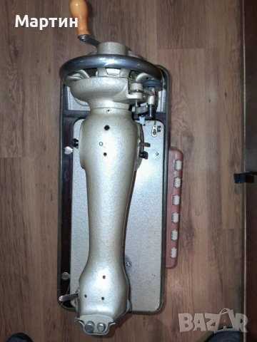 Шевна машина , стар Руски модел , снимка 4 - Антикварни и старинни предмети - 54098535