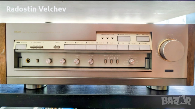 Продавам усилвател Yamaha AX-2000